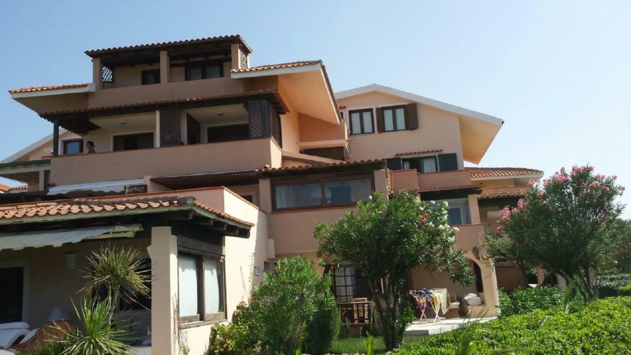 Lucky Apartment Golfo Aranci Ngoại thất bức ảnh
